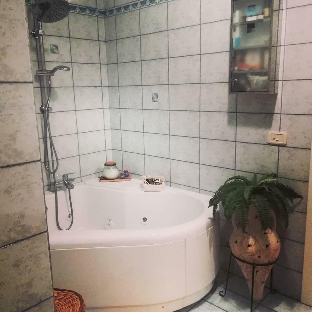 بورتو ريكاناتي B&B A Casa Di Rosi المظهر الخارجي الصورة